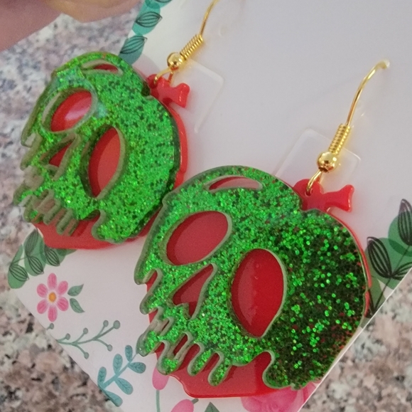 *2 for $13* Snow White Poison Apple Design Acrylic Earrings - Picture 3 of 4